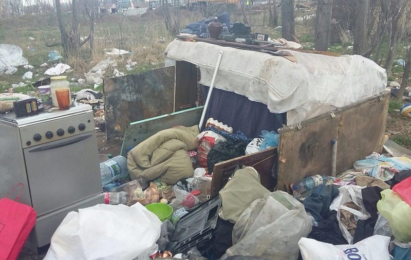 FOTO| Pasajul Lujerului a fost curățat. Peste 5 tone de gunoi au fost ridicate