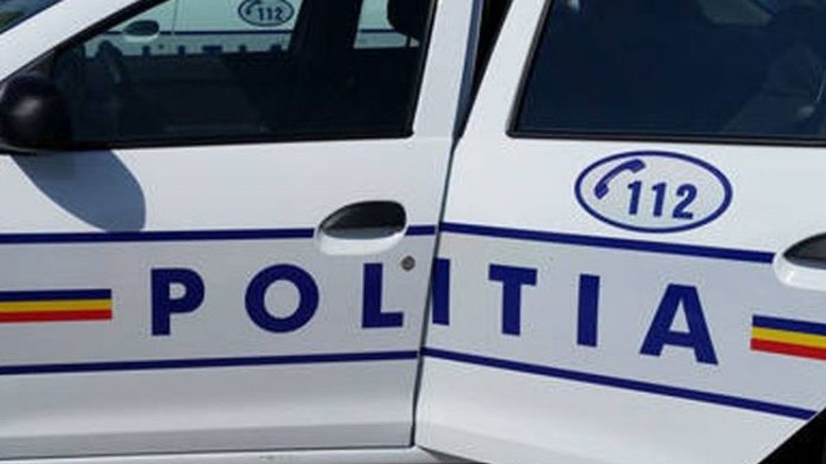 Un copil din Vaslui a fost accidentat pe trecerea de pietoni de o maşină de poliţie