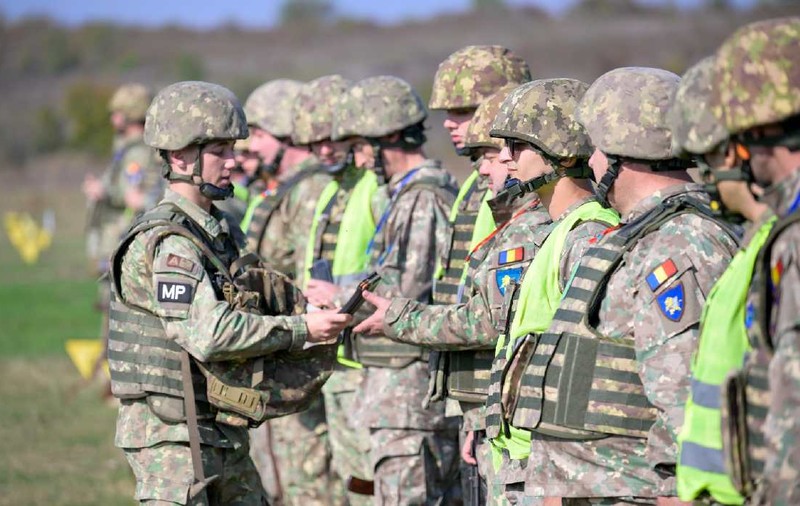 Cine ajunge în prima linie în caz de război. Rolul militarilor în apărarea țării, după grade
