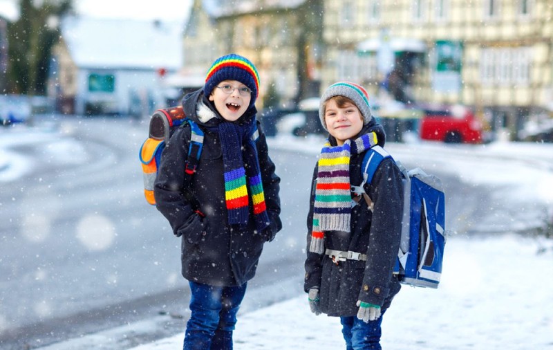 Elevii din România se întorc la școală joi, 8 ianuarie. Când este programată următoarea vacanță