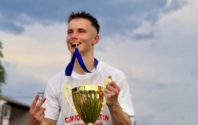 Un adolescent de 17 ani din Buzău a rămas fără un picior după ce a încercat să sară un gard. Familia face apel la populaţie să doneze sânge