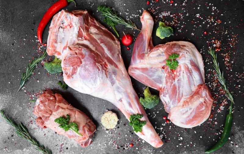 Cât costă un kilogram de carne de miel la Selgros înainte de Paște, în 2026