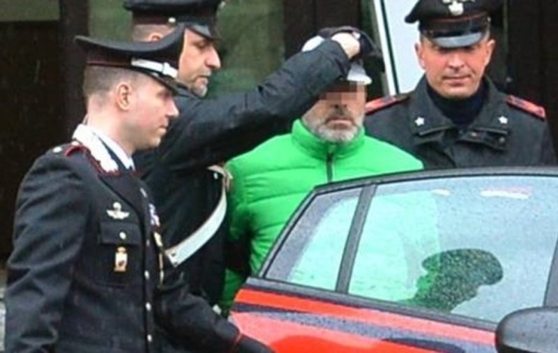 Gestul extrem al unui tată după ce și-a găsit fiica în pat cu iubitul
