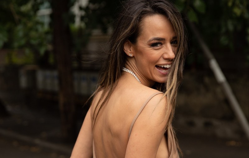 Andreea Raicu a publicat o nouă poză complet dezbrăcată. Cum a reacționat Mihaela Rădulescu