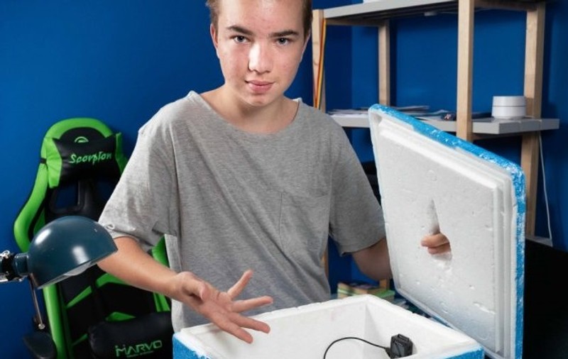 Povestea celui mai tânăr ,,inginer” din lume. Este român și are 13 ani. Cum a ajuns cutia lui de polistiren în spațiu