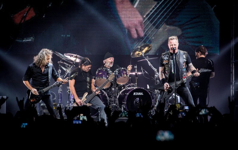 Pe ce străzi din București se închide traficul pentru concertul Metallica, pe 13 mai