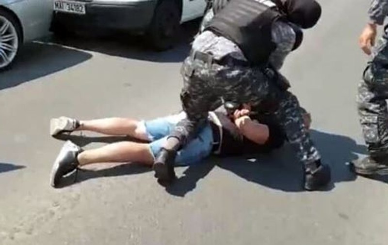 VIDEO / Suspect reținut în cazul omului de afaceri bătut în stradă la Târgu Jiu. Bărbatul a fost prins în trafic