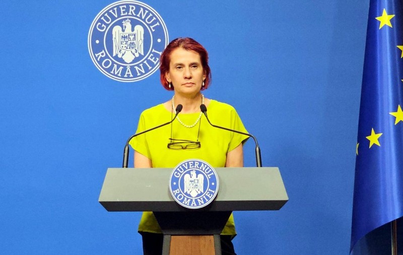 Ioana Dogioiu, acuzată de angajații lui Ilie Bolojan că folosește mașinile altor departamente. Reacția purtătorului de cuvânt al Guvernului