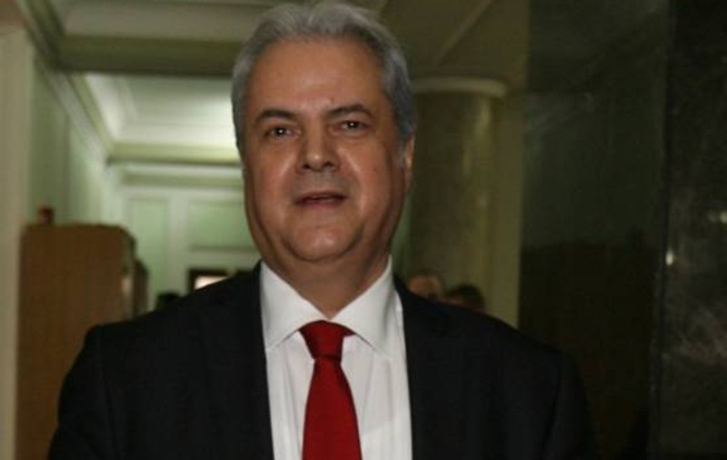 INCREDIBILA TRANSFORMARE a lui Năstase în doar câteva zile! De la bărbatul mândru, la deținutul trimis la Rahova