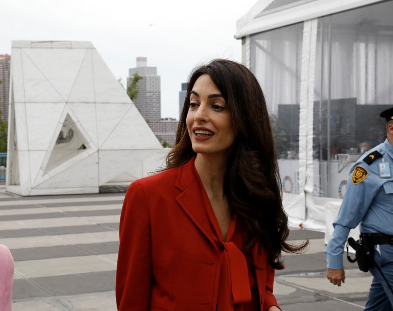 Amal Clooney s-a întors la muncă după naștere și cere drepturi pentru victimele ISIS la ONU