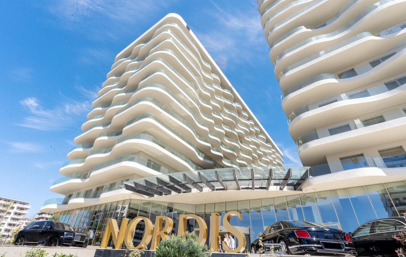 Doi milionari din Iași, loviți în plin de insolvența Nordis, după ce au cumpărat 181 de apartamente
