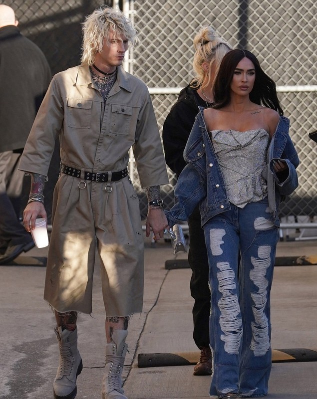 Megan Fox e însărcinată cu al patrulea copil. Machine Gun Kelly va deveni tată pentru a doua oară