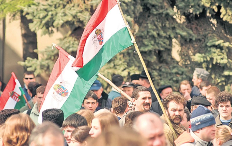 Experiment Libertatea | Străini la noi acasă: cazul Joseni!