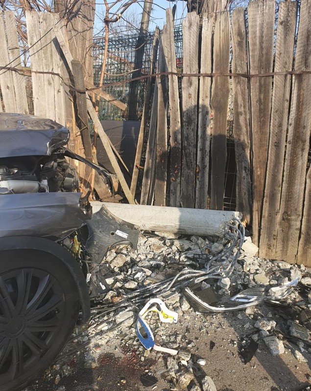Polițiștii, după vizionarea imaginilor video de la accidentul în care două fete au fost ucise pe trotuar: „Venea destul de tare”