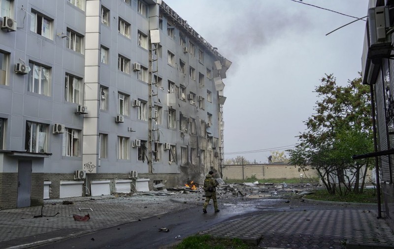 LIVETEXT Război în Ucraina, ziua 248 | Noi bombardamente asupra infrastructurii din Zaporojie