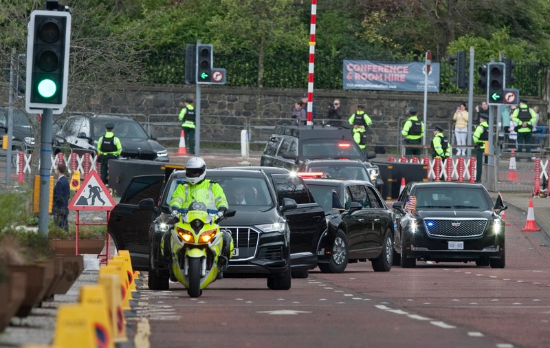 Un bărbat din Belfast a găsit din greșeală planul de măsuri de securitate pe timpul vizitei lui Joe Biden în Irlanda de Nord
