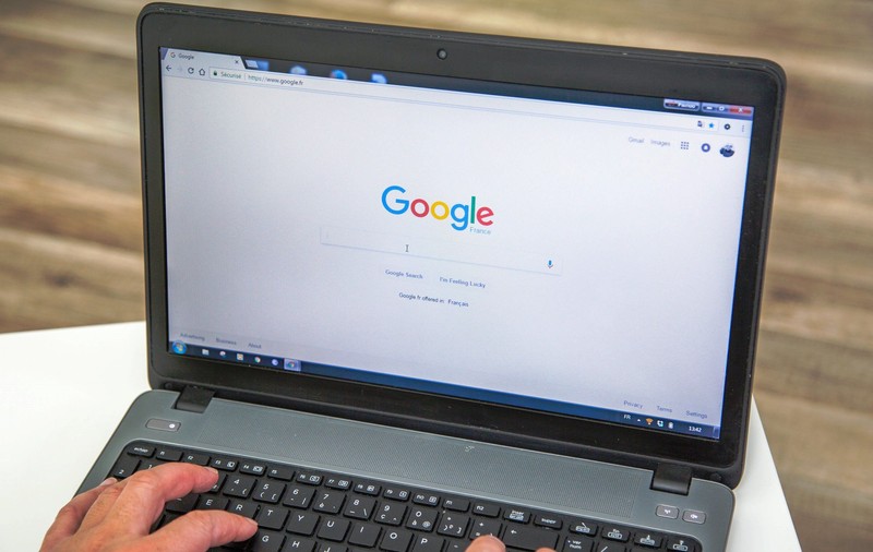 Google anunță modificări la motorul de căutare în lupta cu dezinformarea. Ce mesaj va fi afișat în anumite situații