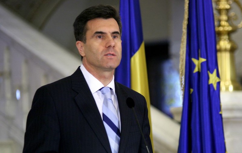 Lucian Croitoru, despre proiectul alocației pentru părinți: "Este sistemul public de pensii sau de asistență socială în faliment?"