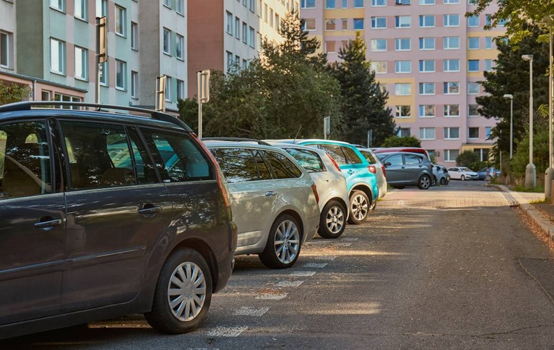 Prețul parcării se triplează într-un oraș important din Gorj, după ce finanțarea a fost oprită de Guvernul Bolojan