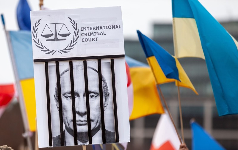 Mandat internațional de arestare pe numele lui Vladimir Putin, cerut de un fost procuror pentru crime de război