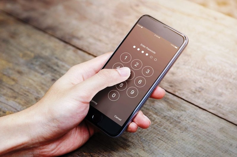 Cei care și-au limitat orele de stat pe telefon au văzut cele mai mari beneficii