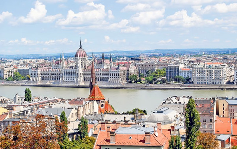 TURISM | Haideţi la Budapesta, oraşul cochet al Europei!