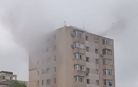 incendiu bloc iasi