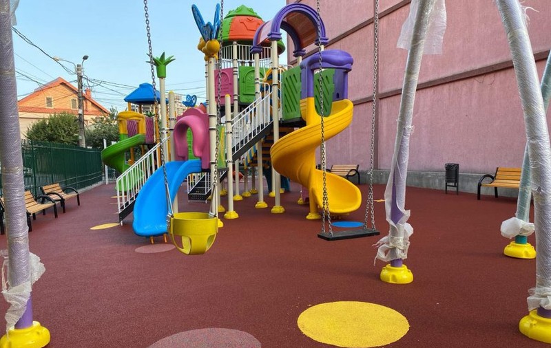 Cum a convins o mamă Primăria Sectorului 2 să facă un loc de joacă. Povestea parcului „Emma”