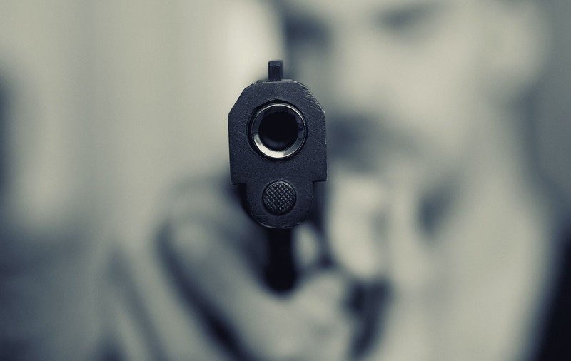 Ungurii și cehii fac cozi la arme. Vor să fie pregătiți dacă se instaurează dezordinea publică