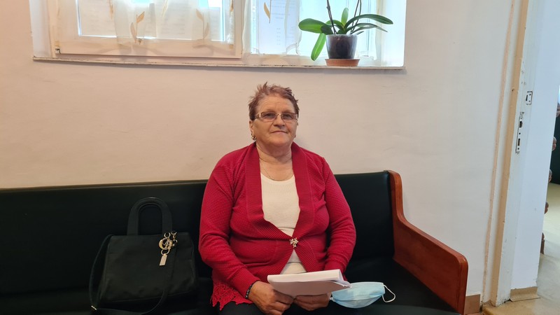 Elena Maxin s-a vaccinat doar după ce a fost convinsă de medic