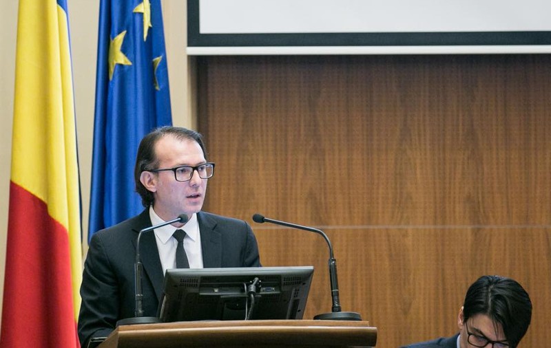 PNL depune plângere penală pe numele premierului Viorica Dăncilă, după ce a recunoscut că nu a participat la redactarea bugetului pe 2019. E vizat şi Teodorovici. Reacţia şefei Executivului