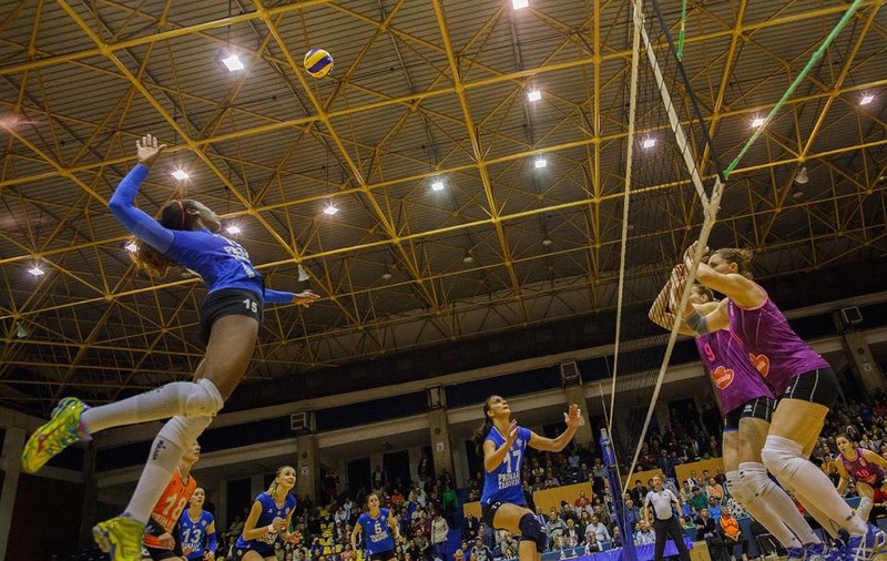 CSM Târgoviște a câștigat Supercupa României la volei feminin / VIDEO