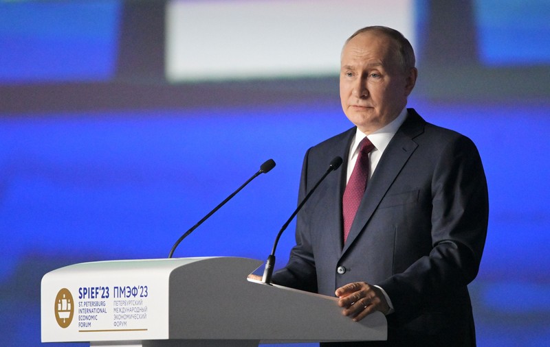 Vladimir Putin spune că armele nucleare trimise de Rusia în Belarus sunt un avertisment pentru Occident