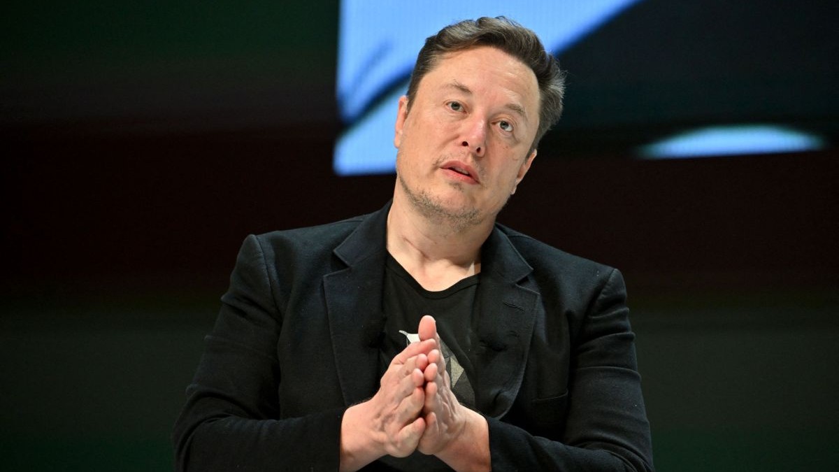Elon-Musk-hepta