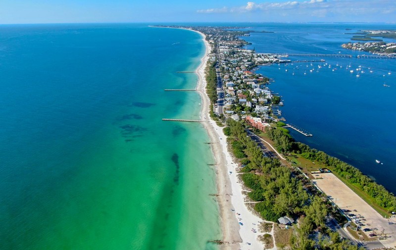 În largul Floridei, oceanul a ajuns la temperaturi „fără precedent”, ca „într-o cadă cu apă fierbinte”