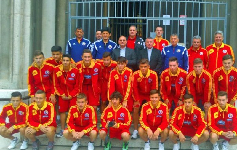 România U18 a marcat de trei ori, dar n-a câştigat meciul cu Serbia U18 