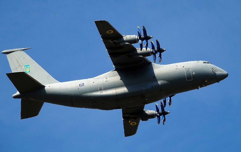 Singurul avion imens al Ucrainei a zburat spre Polonia într-o misiune misterioasă