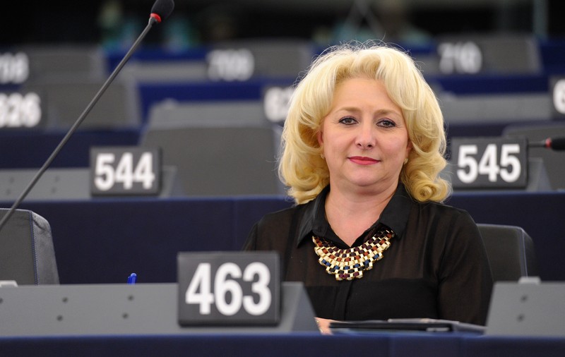 Varianta conducerii colective în PSD, luată în calcul de unii lideri din partid; Statutul nu permite acest lucru- surse