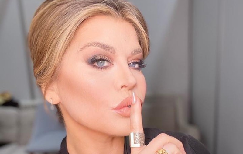 Cum a fost umilită Loredana Groza la școală: “Hai să te vedem la tablă, că la televizor ești mare și tare”