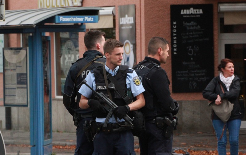 UPDATE | Alertă în Munchen! Mai multe persoane au fost înjunghiate într-un atac
