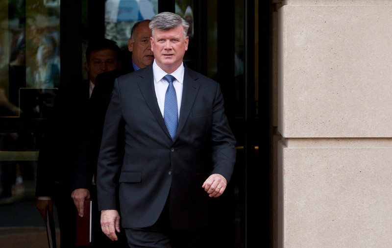 Paul Manafort a acceptat să-l ajute pe Robert Mueller în ancheta privind implicarea Rusiei în alegerile americane