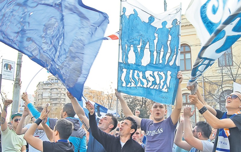 Craiova bagă FRF în corzi
