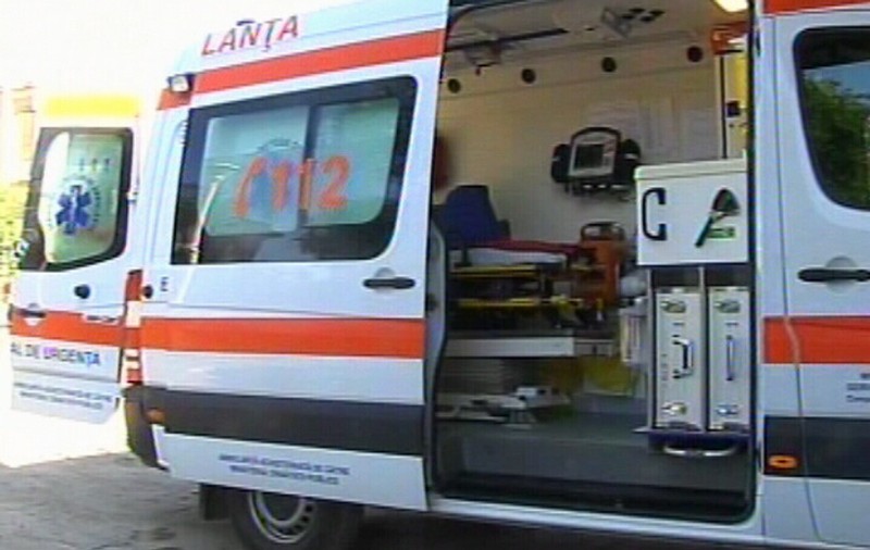 Caz revoltător în Vaslui. O asistentă a jefuit un pacient aflat pe targă