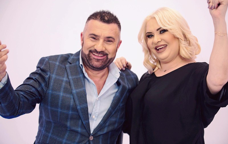 Viorica și Ioniță de la Clejani sărbătoresc 25 de ani de căsnicie. “M-a cerut în căsătorie în trei secunde”