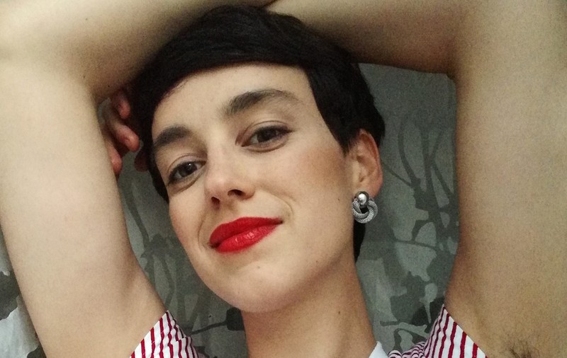 FOTO | Femeia din Polonia care nu se mai epilează de un an