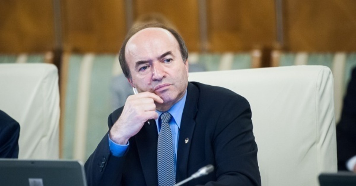 Tudorel Toader a fost internat de urgență. Ce a pățit fostul ministru al justiției