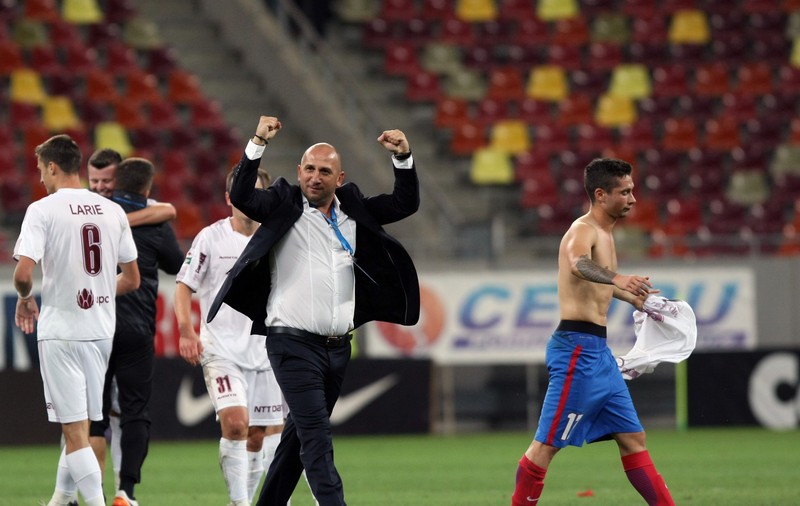 Dinamoviștii s-au bucurat de înfrângerea Stelei cu CFR Cluj: ”Campionatul se joacă”