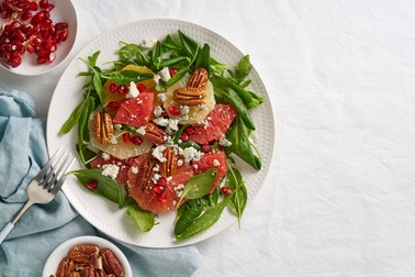 Salată cu grapefruit și spanac