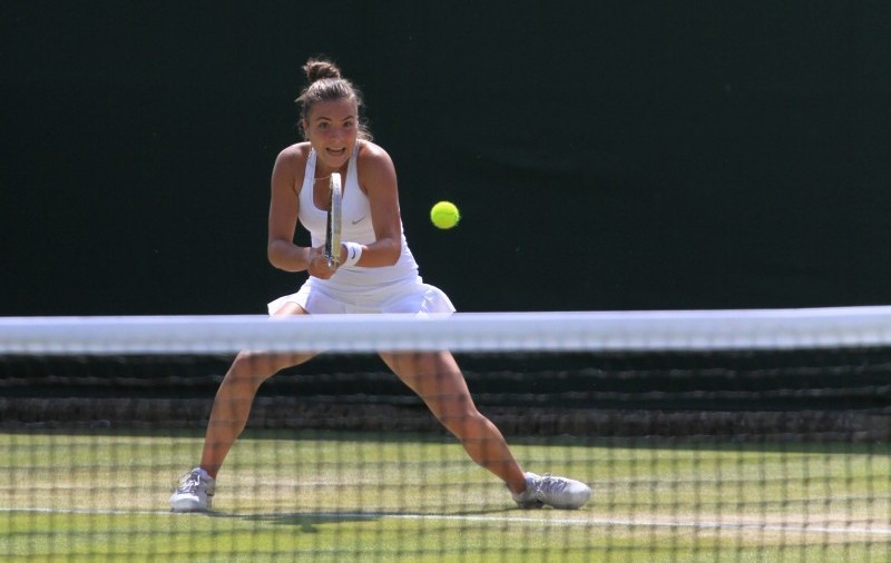 Gabriela Ruse a învins-o pe Patricia Țig în ”optimile” turneului de tenis de la Poitiers (Franța)