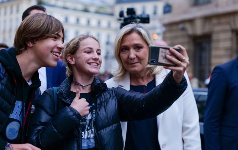 Cum au ajuns alegătorii tineri să susțină partidele de extremă dreaptă în mai multe țări din Europa
